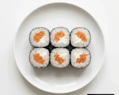 3) Maki Saumon cheese