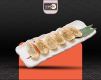 9)Gyoza legumes (8 pieces)